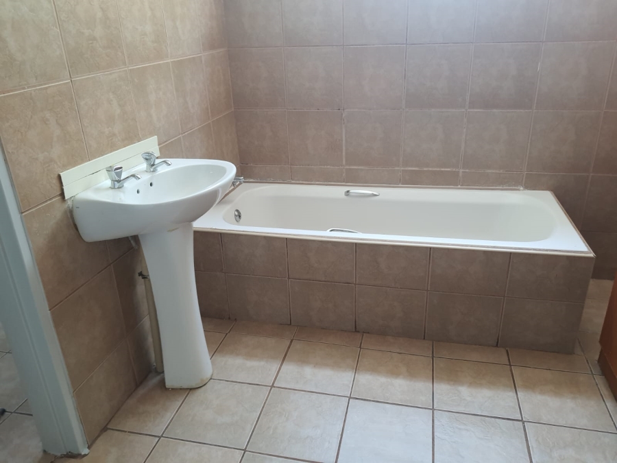 1 Bedroom Property for Sale in Bodorp North West